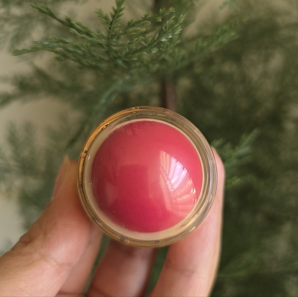 2$25 Merit Mini Flush Balm In Le Bonbon - Picture 2 of 6